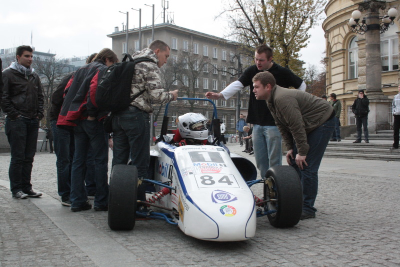 Źródło: www.racingforum.pl